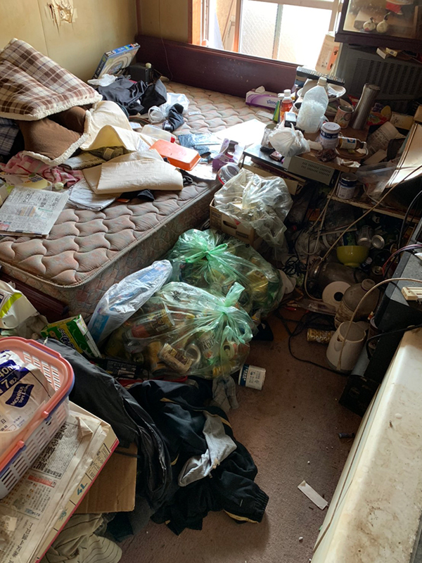 鹿児島県霧島市隼人町にて、不用品の回収、片付け依頼がございました。